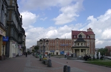 Widok na ulicę Grunwaldzką od Pl. Wolności